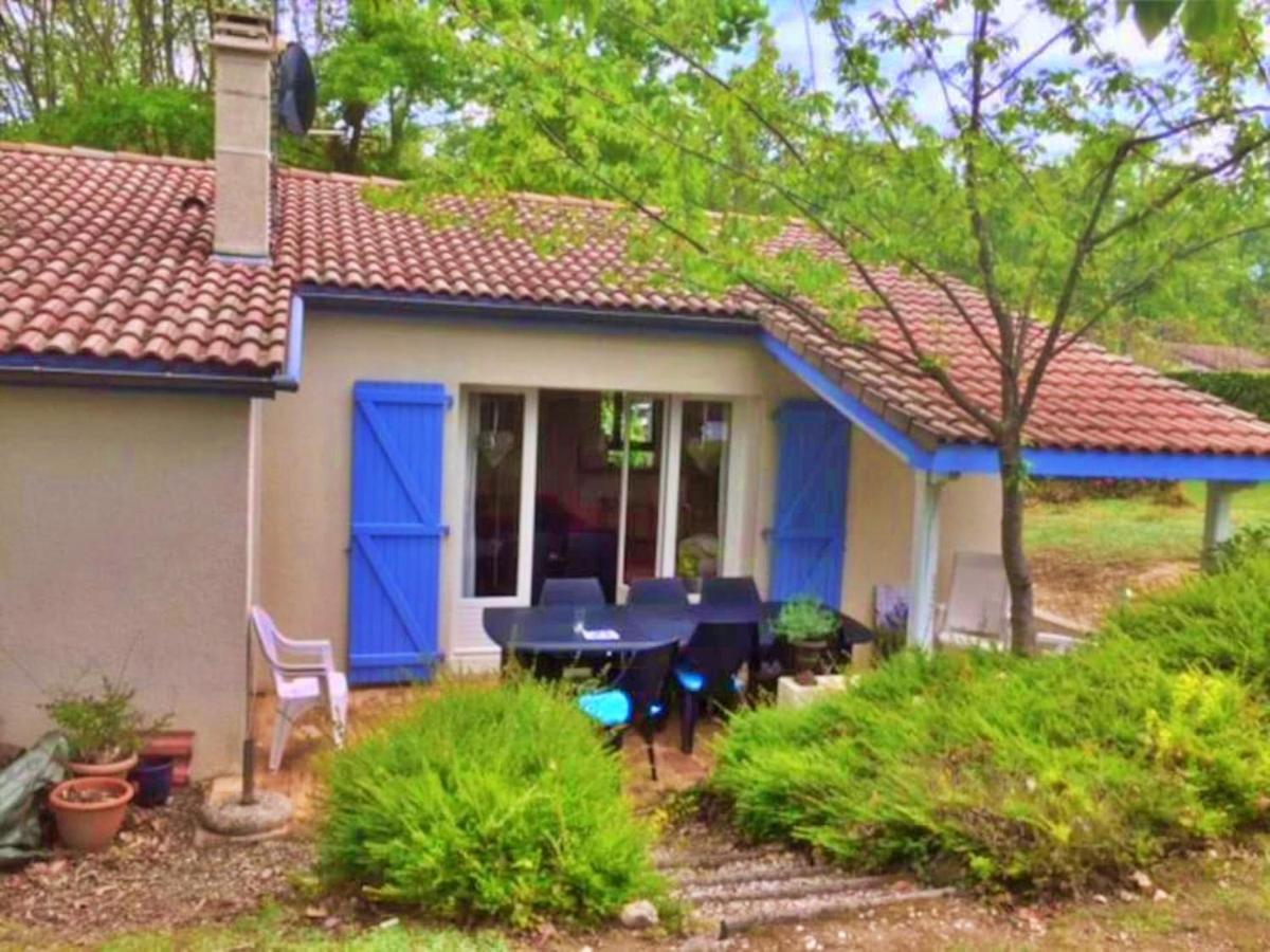 Vakantie Woning Le Chat Maison 175 Ecuras Exterior photo